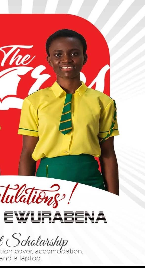 Ewurabena Exemplifies Excellence: From Sharks Quiz Winner To Valedictorian